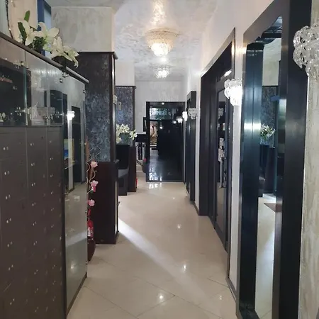 Stayinn ساني بيتش